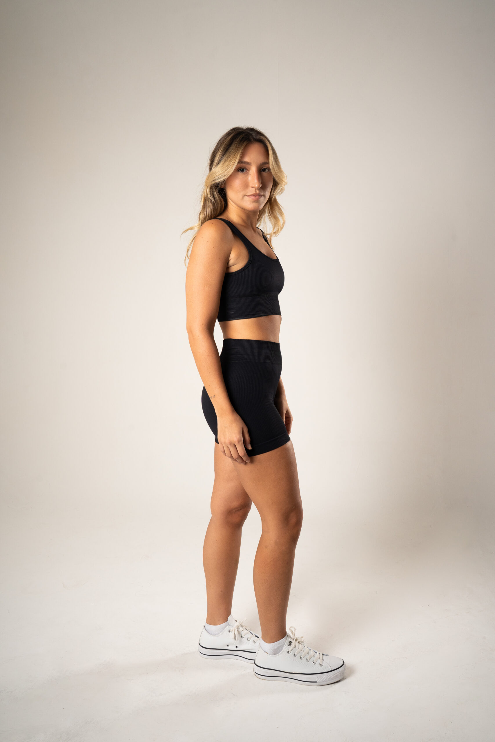 Short Seamless Canelado Black by LM - Imagem 3